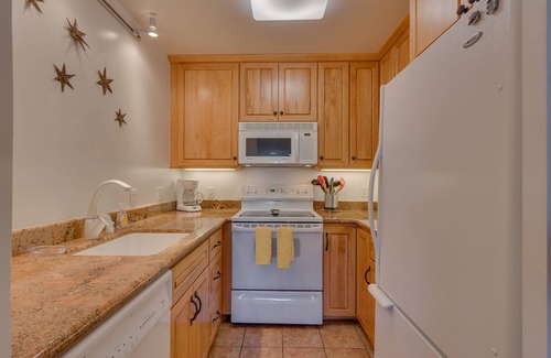 Carnelian Woods Haus | Berglied: 1 BR, 1. 5 BA Stadthaus in Carnelian Bay, Schlafmöglichkeiten für 4