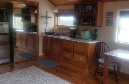 North Albuquerque Acres Wohnung | Mountain, Sunset and City light views! Country feel, city access!