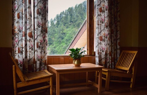 Manali Hütte | Mountain Timber Nest-Private 2 Bedroom Hall Cottage-Sakinn Stays-Manali