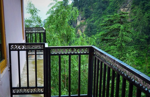 Manali Hütte | Mountain Timber Nest-Private 2 Bedroom Hall Cottage-Sakinn Stays-Manali