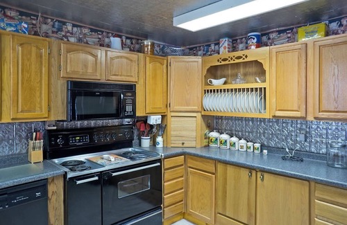 Alpine Village Haus | Mountain View Home on 2 Acres w/ Wrap-Around Deck, WiFi, W/D - Great for ATVs