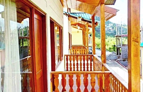 Simsa Village Villa | Mountains ⛰🌄Vibes