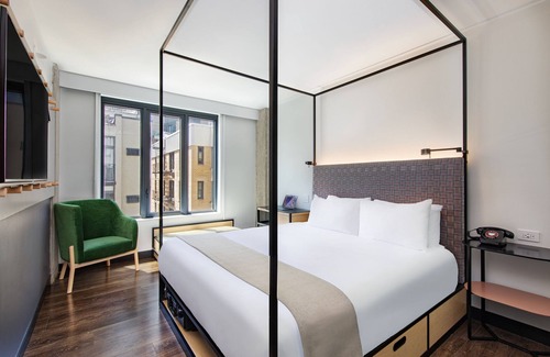 East Village Hotel | Moxy NYC East Village