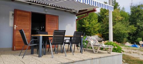 Generalski Stol Wohnung | Mrežnica - Zelena oaza II