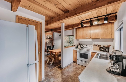 Maple Falls Kabine | Mt Baker Lodging - Cabin 67 - Private 2-story Cabin With a Private hot tub