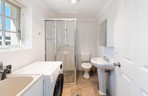 Mount Barker Haus | Mt Barker Nina's 2BR Cottage