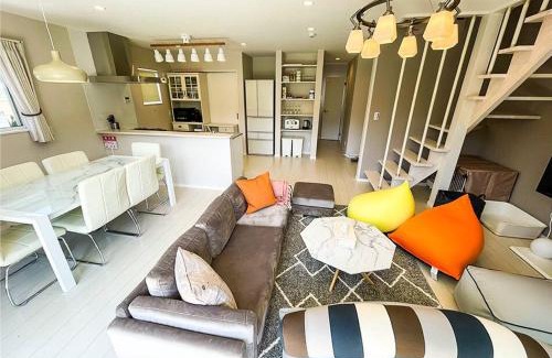 Fujikawaguchiko Villa | Mt Fuji koko 新築貸別荘 富士山一望 BBQ お得な週割月割