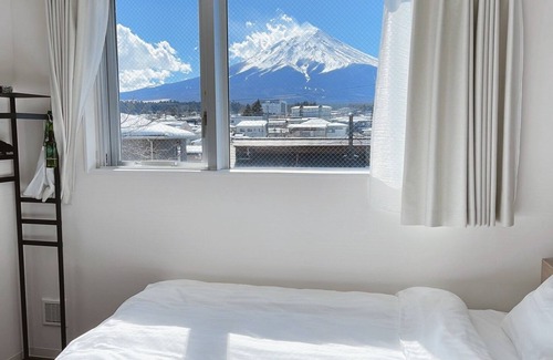 Fujiyoshida Hotel | Mt Fuji view Deluxe double room room withou / Fujiyoshida Yamanashi