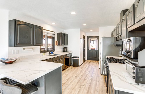 Cortez Haus | Mtn-View Escape w/ Office Space in Cortez!