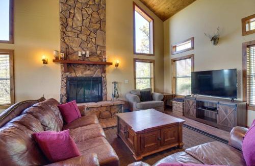 Show Low Haus | Mtn-View Hilltop Hideaway with Deck in Show Low