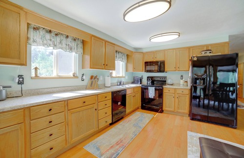 Garden Valley Haus | Mtn-View Oasis w/Pool Access in Garden Valley