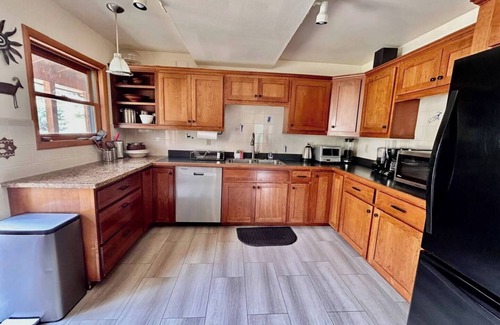 Teasdale Haus | Muley Twist Retreat: Capitol Reef - 6b6b