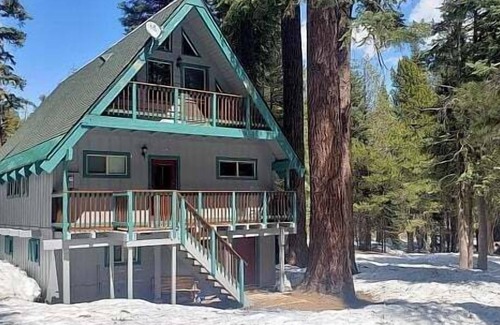 Bear Valley Haus | Multi-Family Cabin in Great Location! - Home #183 by Bear Valley Vacation Rentals