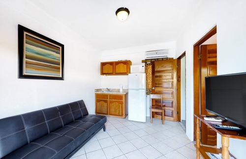 Caye Caulker Haus | Familienfreundliche Unterkunft mit mehreren Suiten, privatem Pool und Meerblick - Strand in der Nähe!