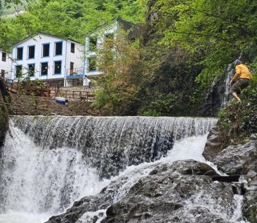 Trabzon Hotel | Muradland منتجع فيلات الوادي الأخضر