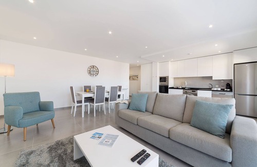 Nazare Wohnung | Muralha - T2 Holiday Apartment By SCH036