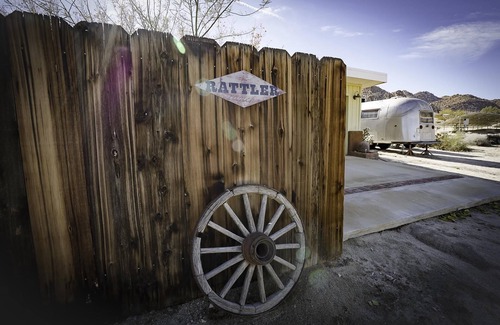 Panorama Heights Haus | Mustang Cabin auf der Rattler Ranch in Joshua Tree