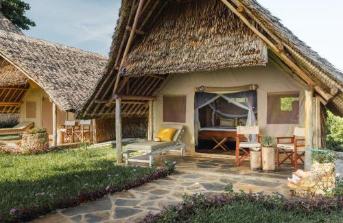 Shimoni Hotel | Mwazaro Beach Lodge