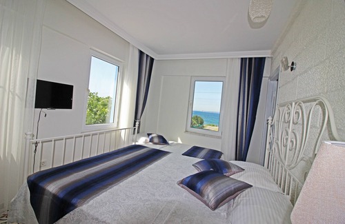 Bozcaada Hotel | Mylos Kipos Otel