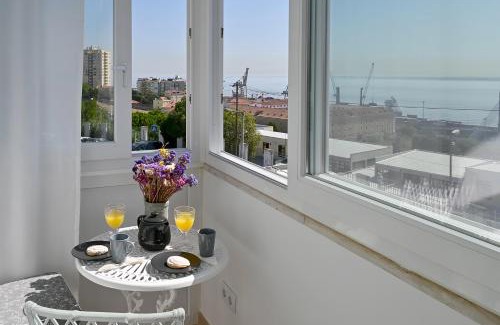 Santa Engracia Wohnung | MyPlaceLisbon - Tágides River View