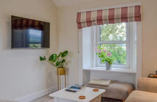 Murthill Haus | Myreside Cottage