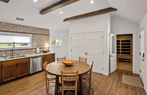 Southside Haus | Downtown Retreat w/ Sauna | Fire Pit | Near NAU