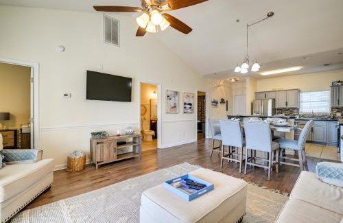 Socastee Wohnung | Myrtle Beach Condo with Large Balcony and Pool Access