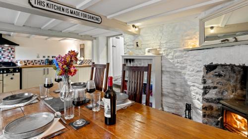 Longhope Haus | Myrtle Cottage