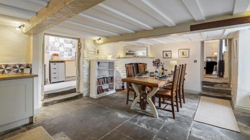 Longhope Haus | Myrtle Cottage