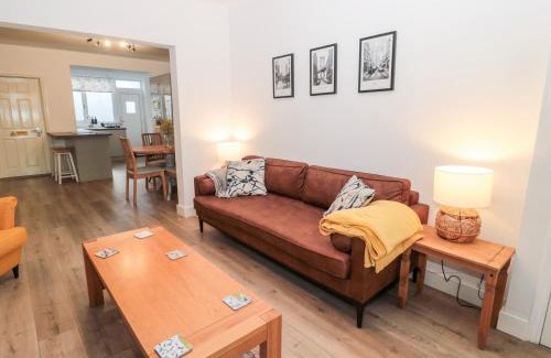 Amble Haus | Myrtle Cottage