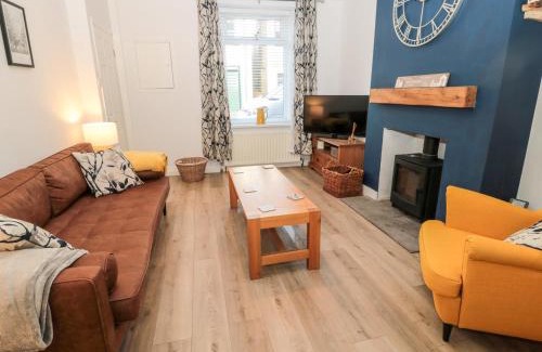 Amble Haus | Myrtle Cottage