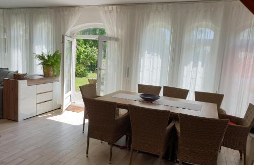 Abrahamhegy Haus | Nádliget Vendégház
