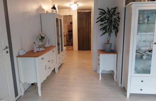 Saeveland Wohnung | Nær sentrum skog å strand
