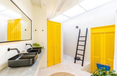 Paradera Kabine | Naïma Luxury Home, Cottage & Apartment Rentals