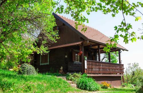 Breznik Plesivicki Kabine | Na Okić - a private forest oasis