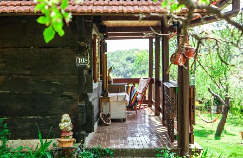 Breznik Plesivicki Kabine | Na Okić - a private forest oasis