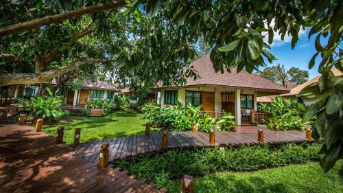 Ban Bo Han Resort | Naiyang Park Resort - SHA Extra Plus