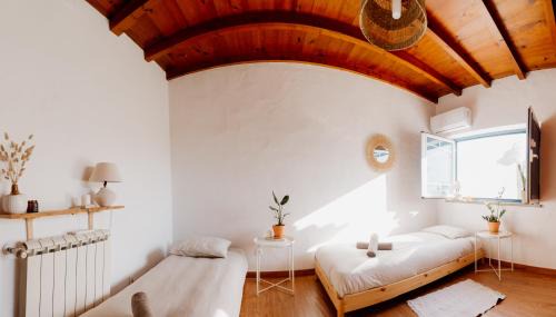 Mafra Kabine | NaNa House Ericeira - Yoga & Surf