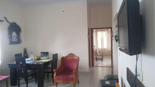 Naukuchiyatal Haus | Narayana Lake Hide Out