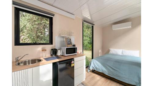 Bahrs Scrub Haus | Natural Age by Tiny Away