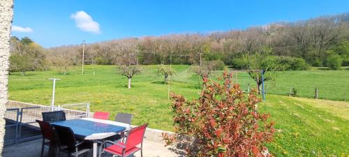 Menetru-le-Vignoble Haus | Nature et vue