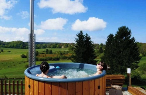 Etival Hütte | NATURE & LACS: 2 3* gîtes with a total capacity of 15 people (8+7)