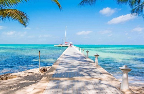 Breakers Wohnung | Nature's Hideaway - Close to Diving and Attractions!