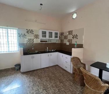 Tiruvettipuram Haus | Nature's Nest