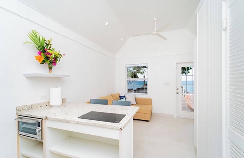 West Bay Hütte | Nautilus Studio - Calabash is a charming Studio on 7MB - by Cayman Villas