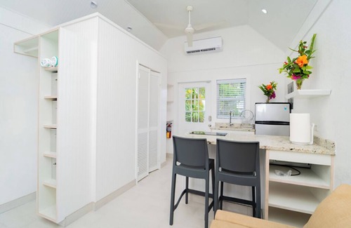 West Bay Hütte | Nautilus Studio - Calabash is a charming Studio on 7MB - by Cayman Villas
