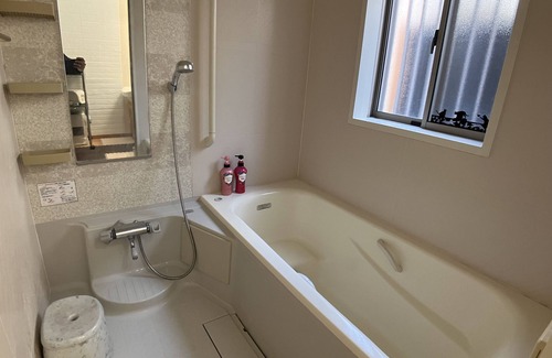 Kiyosumi Haus | Near Disneyland, Tokyo, Beach, Narita Airport and Makuhari Messe.Sunny Big House