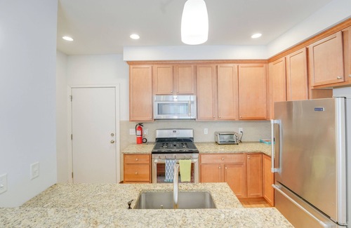 Back Cove Haus | Near Portland Trails: Walkable Apartment w/ Deck