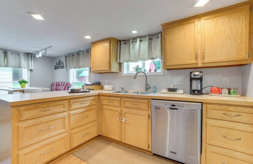 Fife Lake Haus | NEU! Haus in der Nähe von Manistee River, 10 Mi zum Fife Lake!