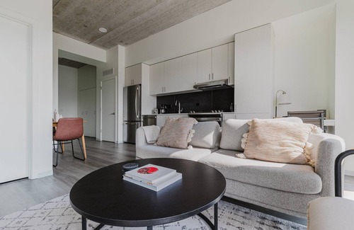 Old Town Wohnung | Neat Old Town 1BR Gym, W/D, Rooftop, BBQ & A/C, by Blueground